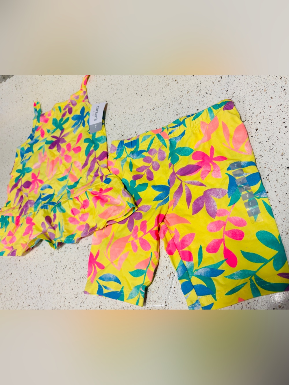 Girls Sz.7 Carter's Yellow Floral Tank & Shorts Set NWT - Picture 3 of 3